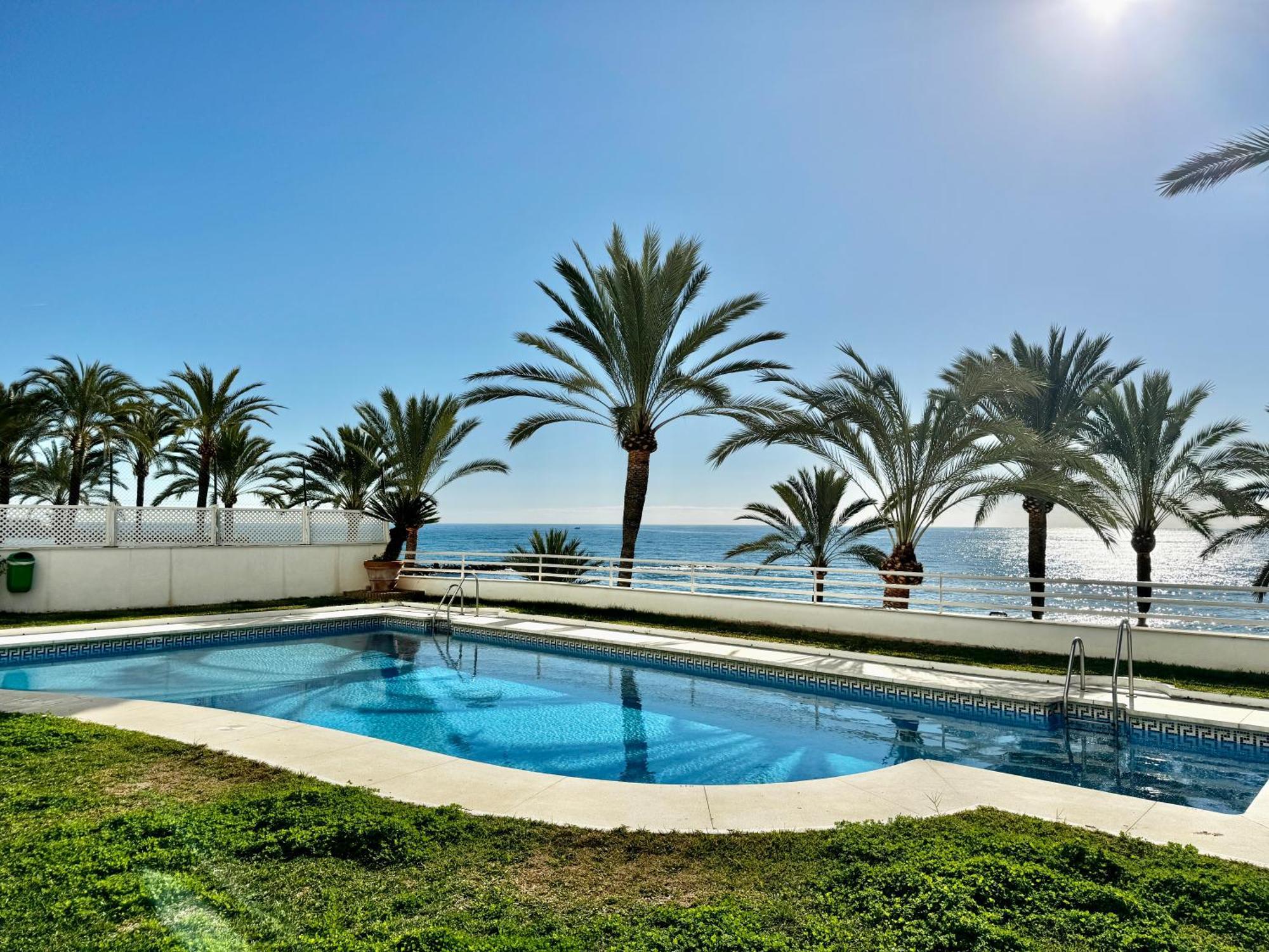 Apartament Seaside Oasis With Mountain Views - Eaw Homes